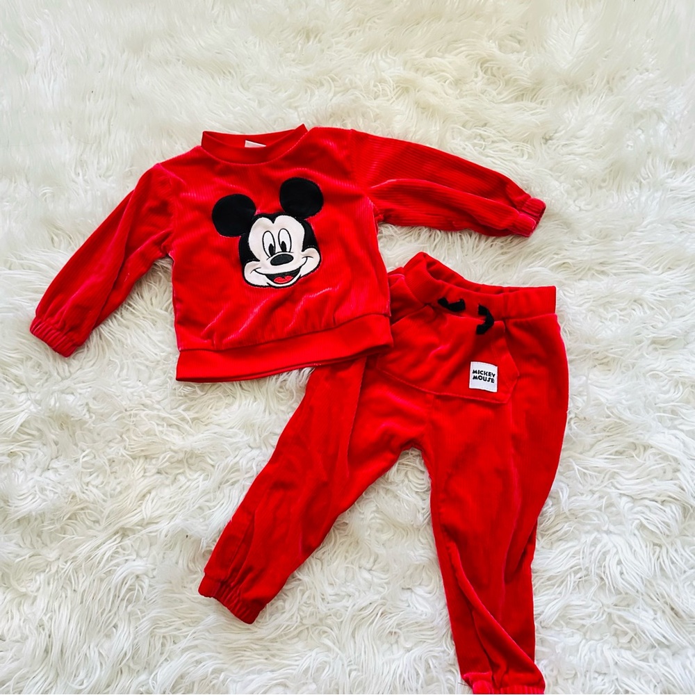 Disney Mickey red set